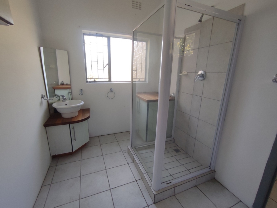 4 Bedroom Property for Sale in Abbotsford Eastern Cape